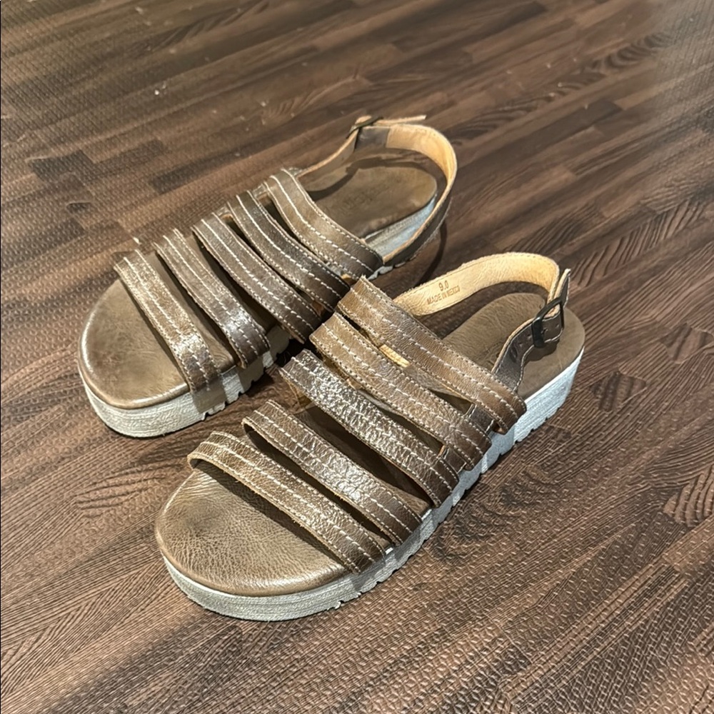 BEDSTU Women's Brown Strappy Sandals
